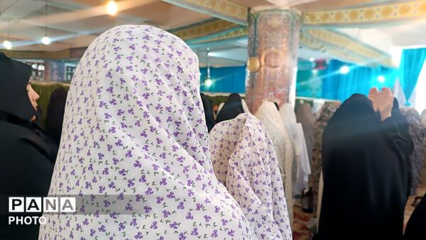 تجلی اتحاد و همبستگی در نماز جمعه فارسان