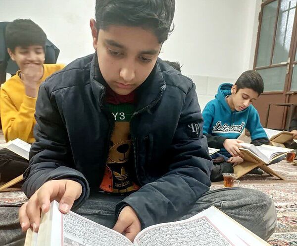 محفل انس با قرآن به‌مناسبت شهادت امام هادی(ع) در کاشمر