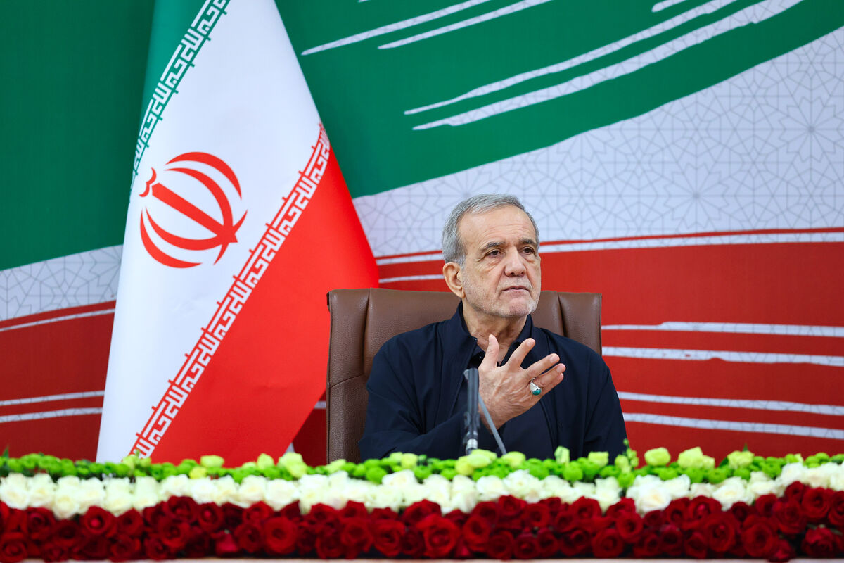 تأکید رئیس‌جمهور بر وحدت و انسجام برای شکوفایی کشور