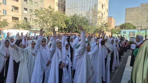آیین افتتاح طرح مصباح الهدی با عطر پرچم حسینی در دبستان هدی