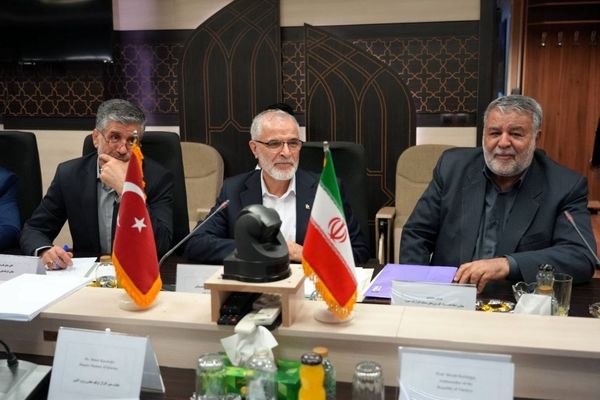 امضای تفاهم‌نامه همکاری‌های امنیتی ایران و ترکیه