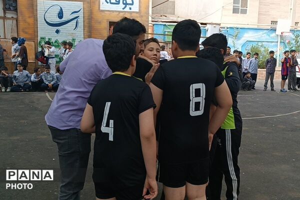جشن ورزش و نشاط در دبستان علامه طباطبایی