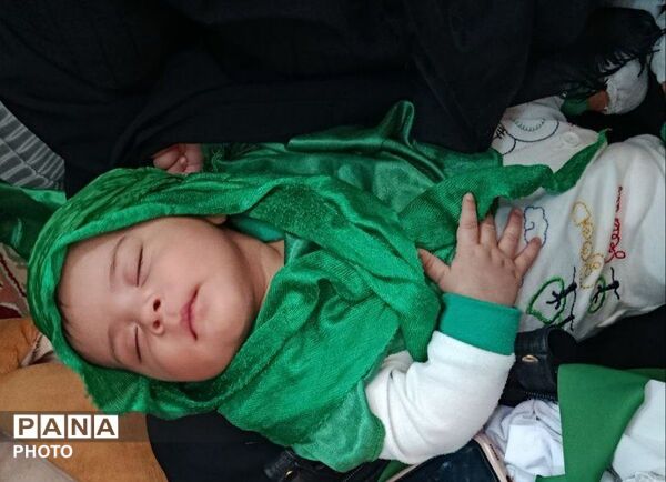 آیین معنوی شیرخوارگان حسینی در شهرستان فیض آباد
