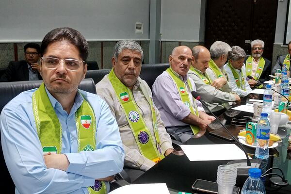 نشست هم‌اندیشی پیشکسوتان سازمان دانش‌آموزی استان کرمانشاه