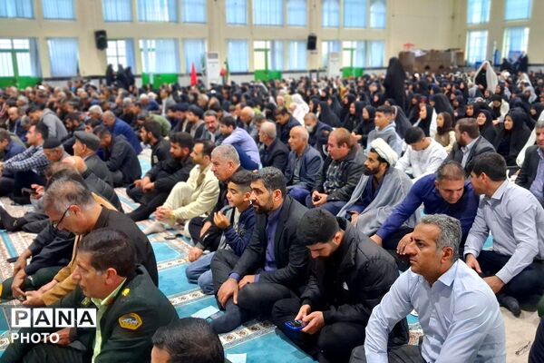 نماز عید فطر در شهرستان باشت مصلی امام خمینی (ره)