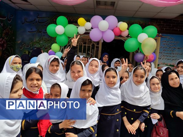 روز معلم در دبستان سروقد مشهد