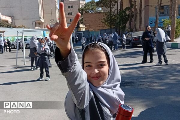 جشن همدلی و همیاری در دبستان شهید رجبی