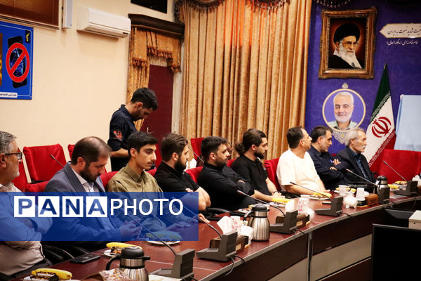 نشست خبری روز عکاس در تبریز