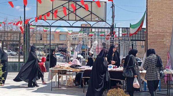 برپایی نمایشگاه هنرهای دستی در آستانه مقدس حلیمه و حکیمه خاتون شهرکرد