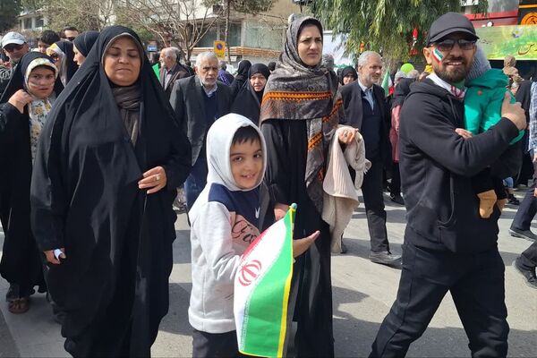 برخیز که فجر انقلاب است امروز