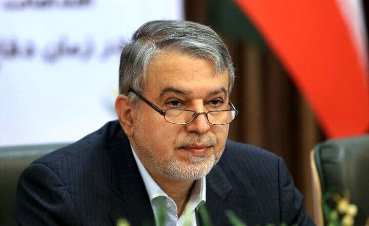 وزیر میراث فرهنگی و گردشگری: سرمایه گذاری در سواحل شمال و جنوب در حال بررسی است