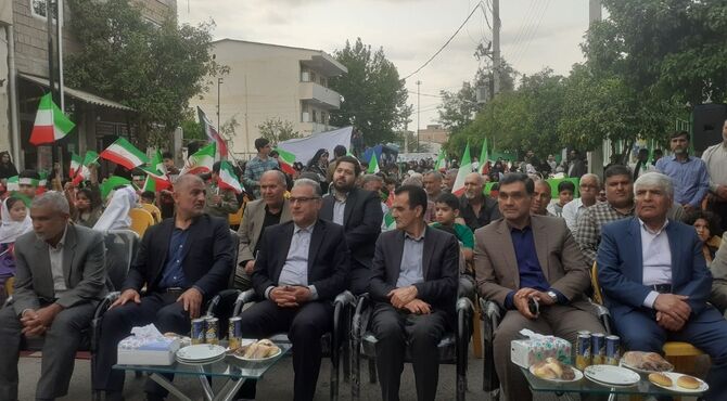 همایش دانش‌آموزی «سرزمین من» در روستای محمدآباد