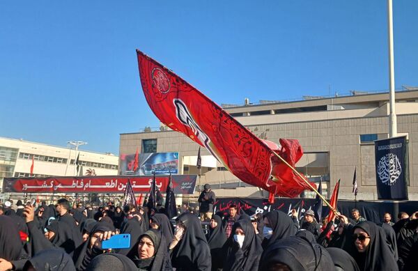 بزرگترین اطعام فاطمی کشور در مراسم استقبال از شهدا