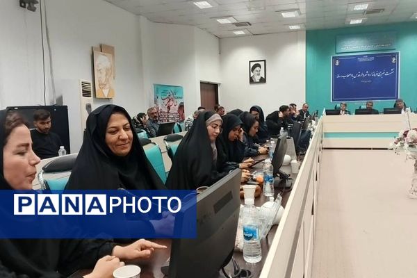 نشست خبری فرمانداری  شهرستان قدس با اصحاب رسانه در هفته دولت و خبرنگاری