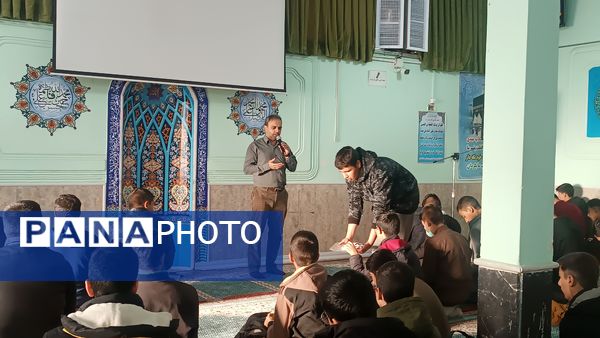 زیارت عاشورا  در دبیرستان شاهد ابوذر غفاری نیشابور