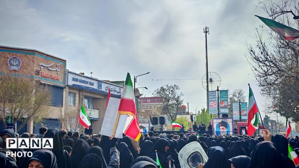 حضور خودجوش مردم نیشابور در سوگواری شهادت رهبر معزز