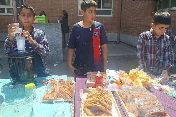 برگزاری بازارچه کسب و کار دانش‌آموزی با مهارت کسب و کار و درآمد و استقلال مالی