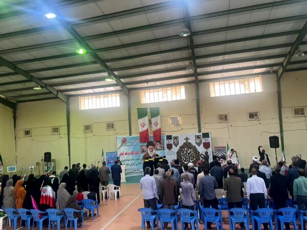 حضور پرشور دانش‌آموزان فین در جشن ۲۲ بهمن
