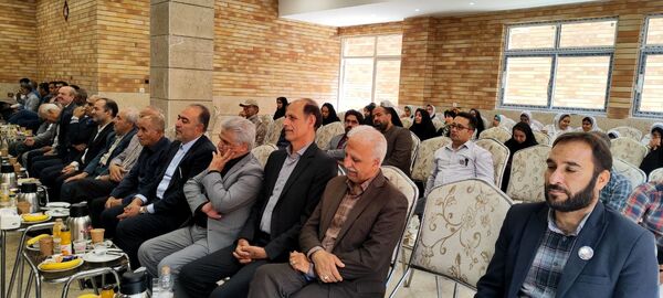 آیین افتتاحیه دبستان حضرت فاطمه زهرا (س) ناحیه۴ اصفهان 