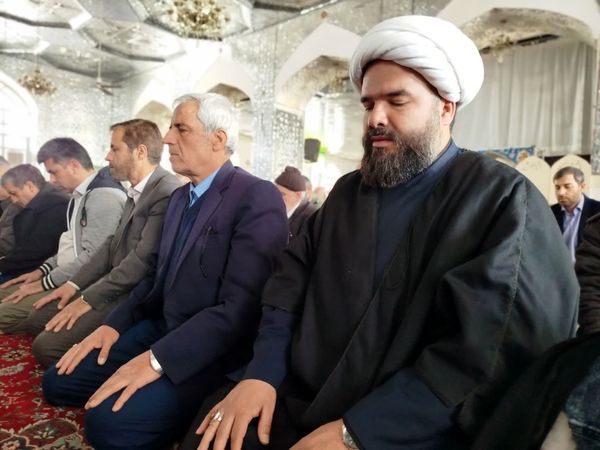 نماز جمعه در کاشمر 