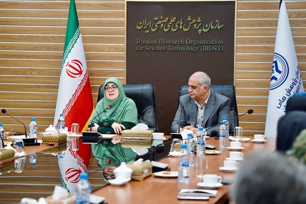 تاکید بر نقش محوری علم و پژوهش در حل چالش‌های اساسی کشور