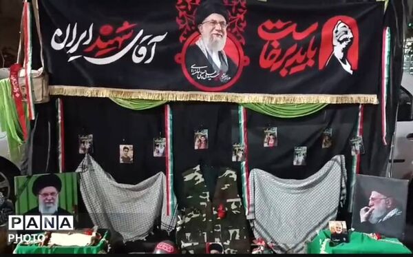 سفره حضرت رقیه(س) دل‌های عشاق را در میدان جمهوری گردهم آورد