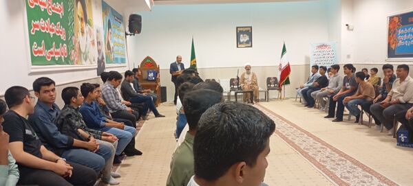 اعضای انجمن اسلامی با امام جمعه کاشمر دیدار کردند