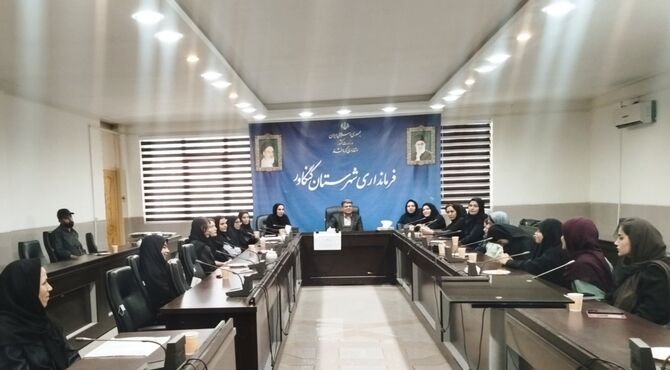 تجلیل از استعدادهای برتر در آیینی با محوریت حمایت از نخبگان جوان کنگاوری