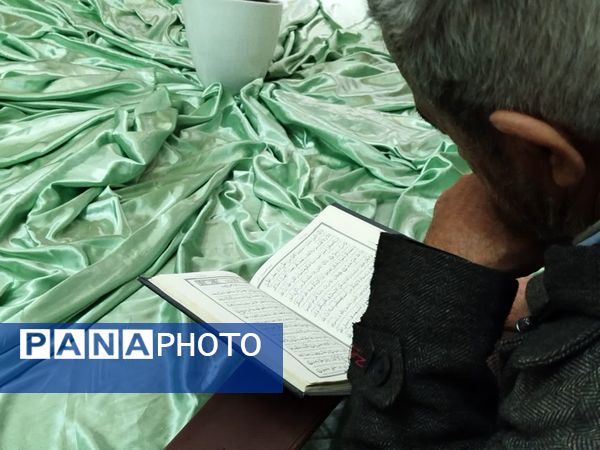 آیین غبارروبی ضریح مطهر امامزاده حمزه بن موسی کاظم (ع)