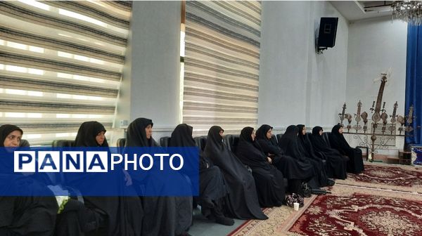 تجلیل از نفرات برتر هیات‌های مذهبی دانش‌آموزی 