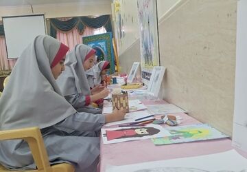  نمایشگاه جشنواره فرهنگی هنری در دبستان آینده سازان شهرستان خوانسار 