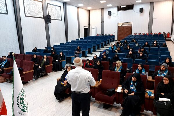 برگزاری دومین دوره تربیت مربی پیشتازان سازمان دانش‌آموزی در کهریزک 