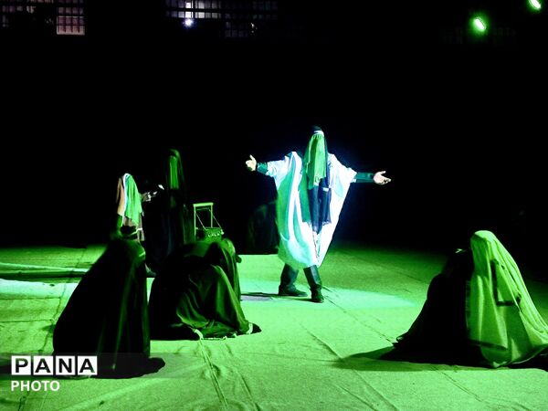 شب نخست نمایش آیینی «زخمی‌ترین یار زینب(س)» در کمالشهر کرج 