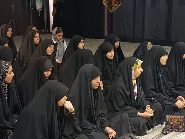 مراسم سوگواری هیات دخترانه بنت الهدی کاشان