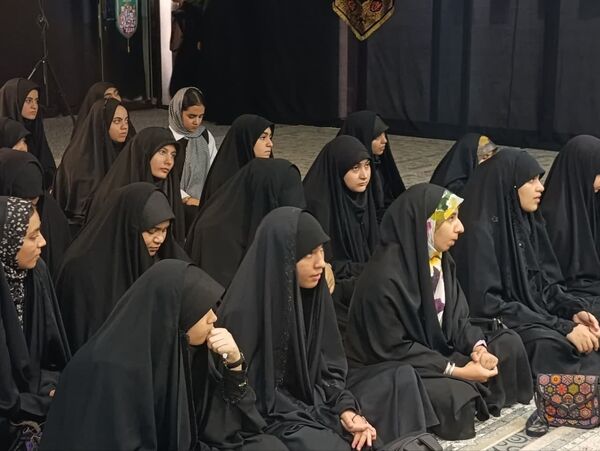 مراسم سوگواری هیات دخترانه بنت الهدی کاشان