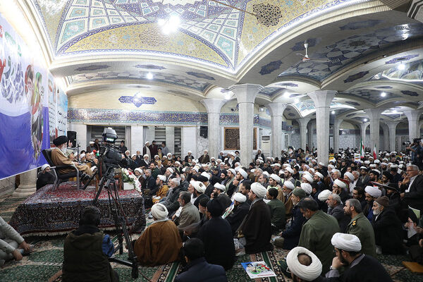 آیین بزرگداشت دهه بصیرت و مقاومت در قم