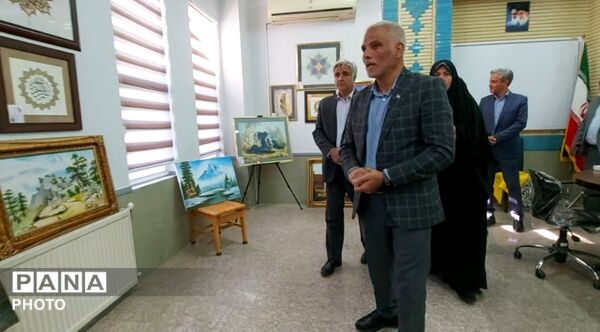  نمایشگاه هنری در مدرسه آرمینه مصلی‌نژاد
