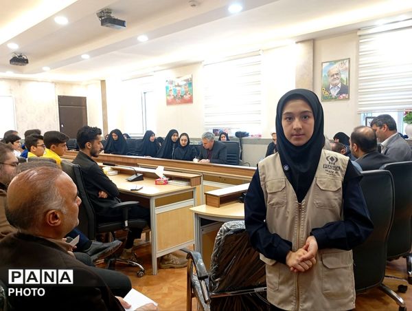 جلسه تشکلات دانش آموزی با نماینده مردم نیشابور در مجلس شورای اسلامی