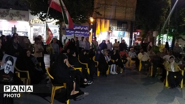 کافه گفتگو در نود و دومین  شب از اجتماعات مردمی 