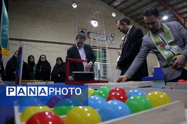 کارگاه آموزشی مهارت افزایی مربیان پیشتاز در بهارستان ۲