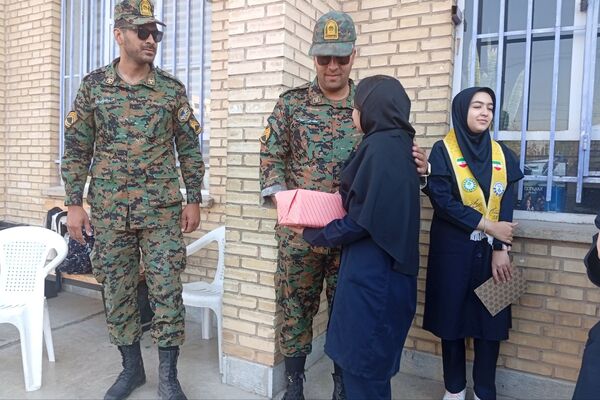 نیرویی خستگی ناپذیر که گام‌هایش همیشه محکم و استوار است 