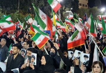 عشق به وطن خریدنی نیست 