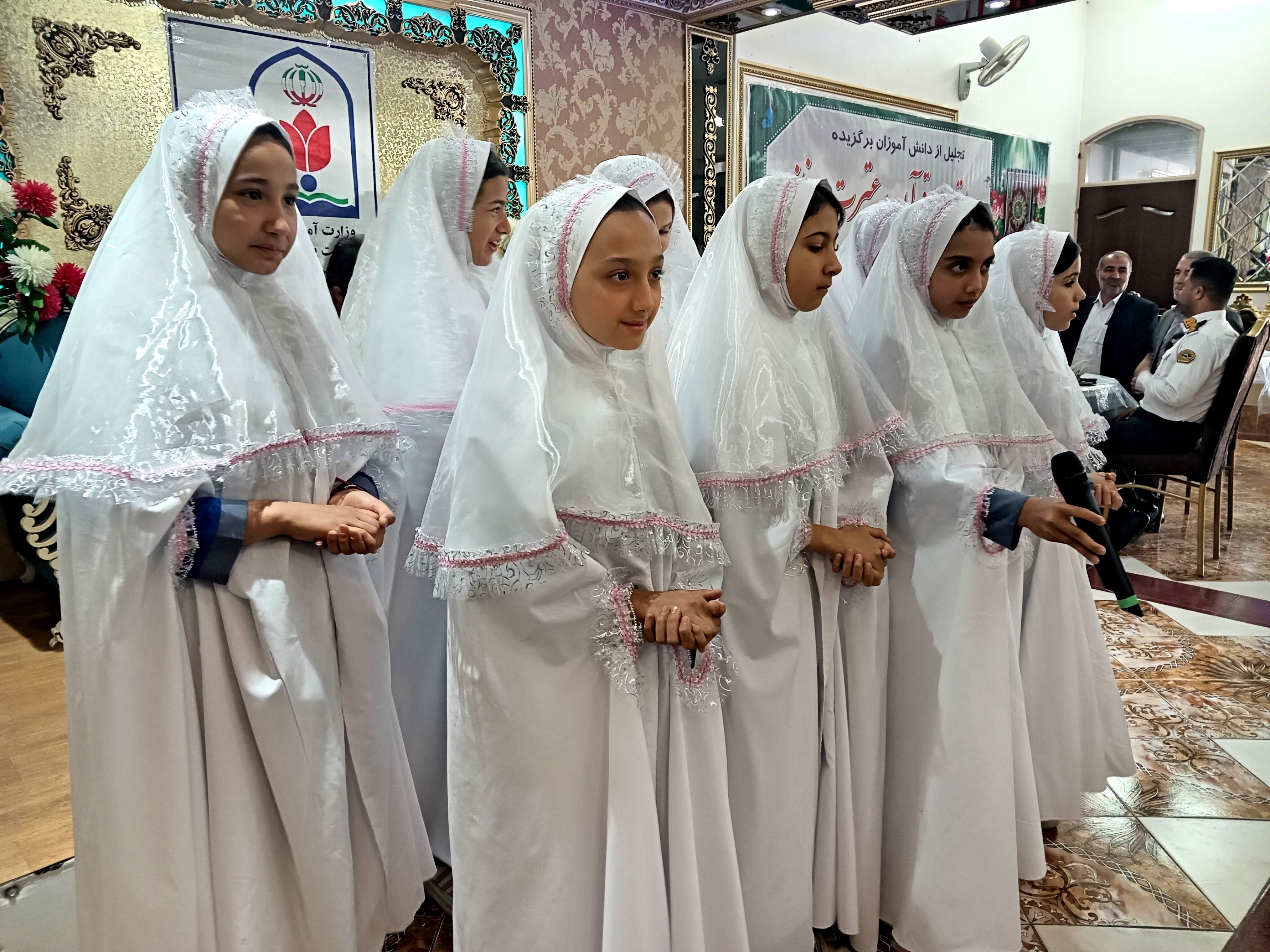 جشن دختران آفتاب در جعفرآباد قم برگزار شد