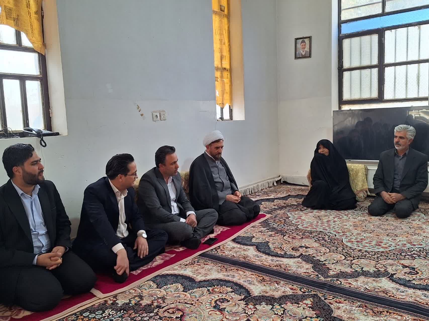 وفات حضرت ام البنین (س)و تکریم مادران و همسران شهدا 