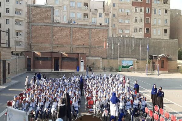 افتتاحیه سفیران سلامت پاکدشت در آموزشگاه ام‌الشهدای مظفر