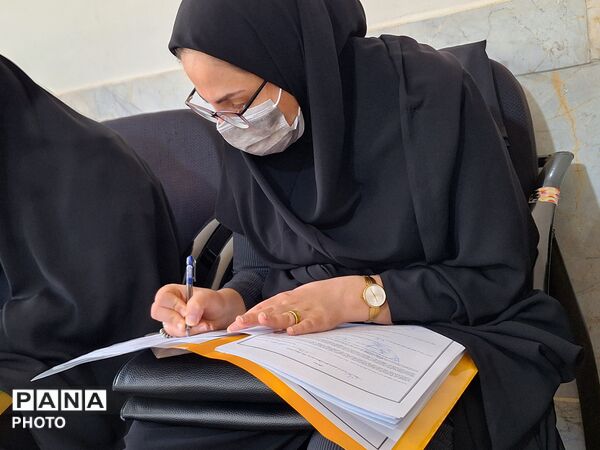 بازدید سرگروه‌ های آموزشی استان چهار محال و بختیاری از مدارس میانکوه