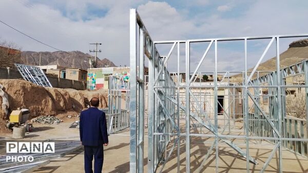آغاز عملیات ساخت آموزشگاه سه‌ کلاسه «۱۲ بهمن» در روستای بابا فرجی در شهرستان کلات  