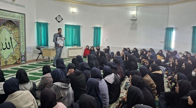 مسابقات فرهنگی و هنری نقش حیاتی در رشد همه جانبه دانش آموزان برای آینده دارند.