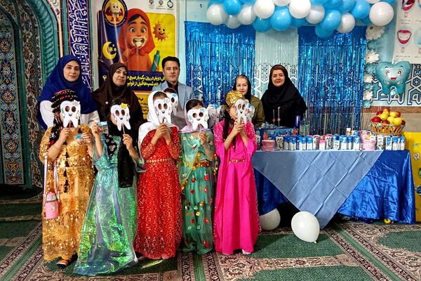  طرح مسواک‌زدن گروهی در دبستان شهدای معلم 