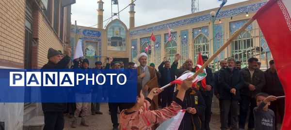 حضور پرشور مردم جلگه رخ در راهپیمایی بزرگداشت ۲۲ بهمن ماه